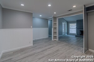 Building Photo - 326 Renee Dr