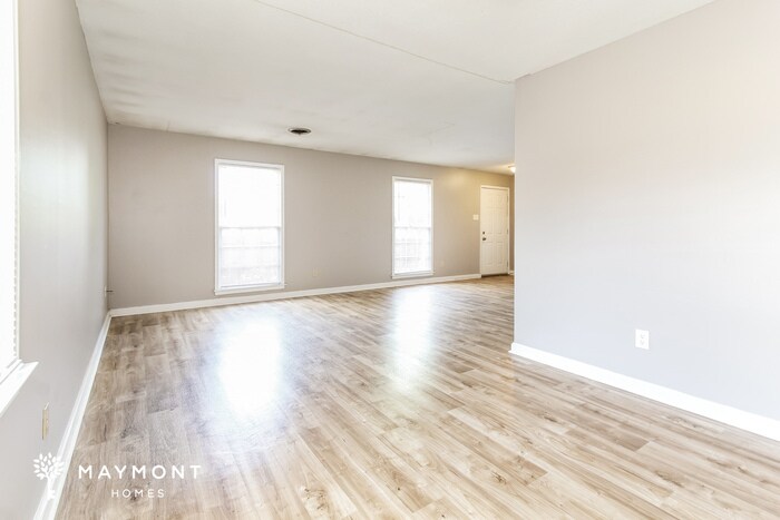 Building Photo - 1166 Bassett Dr