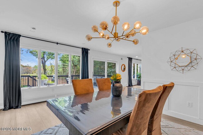 Building Photo - 17 Woods End Rd