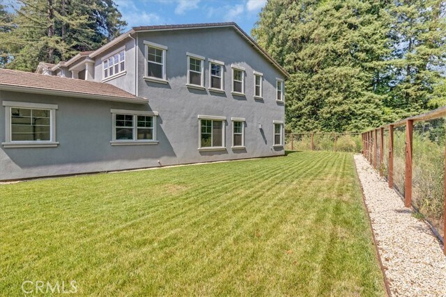 Building Photo - 211 Creekside Ct