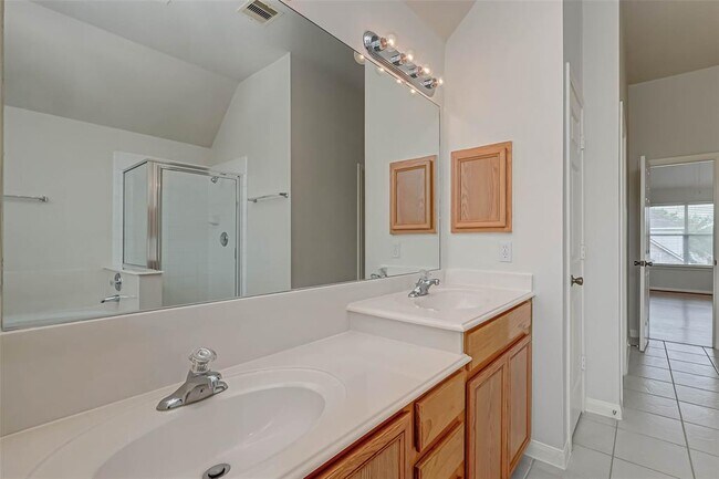 Building Photo - 6031 Bradworthy Dr