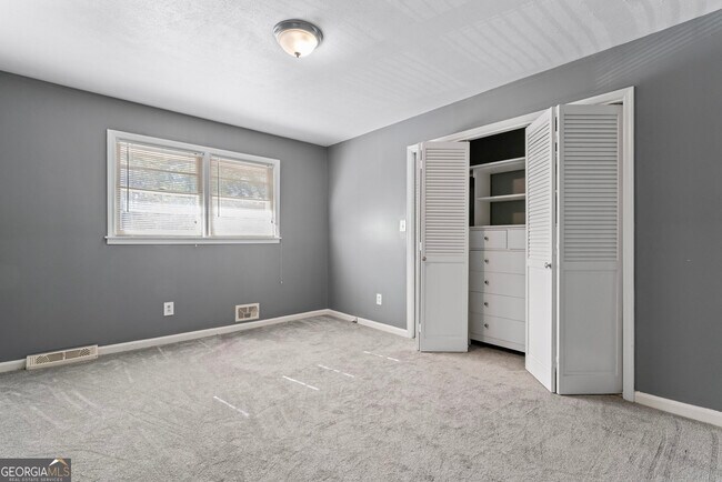 Building Photo - 6418 Briarwood Ct