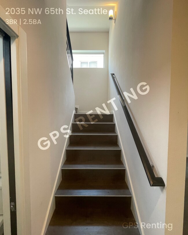 Building Photo - 2035 NW 65th St