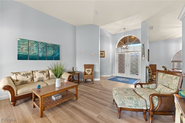 Building Photo - 414 SW 47th St