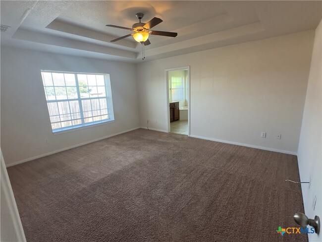 Building Photo - 2410 Bachelor Button Blvd