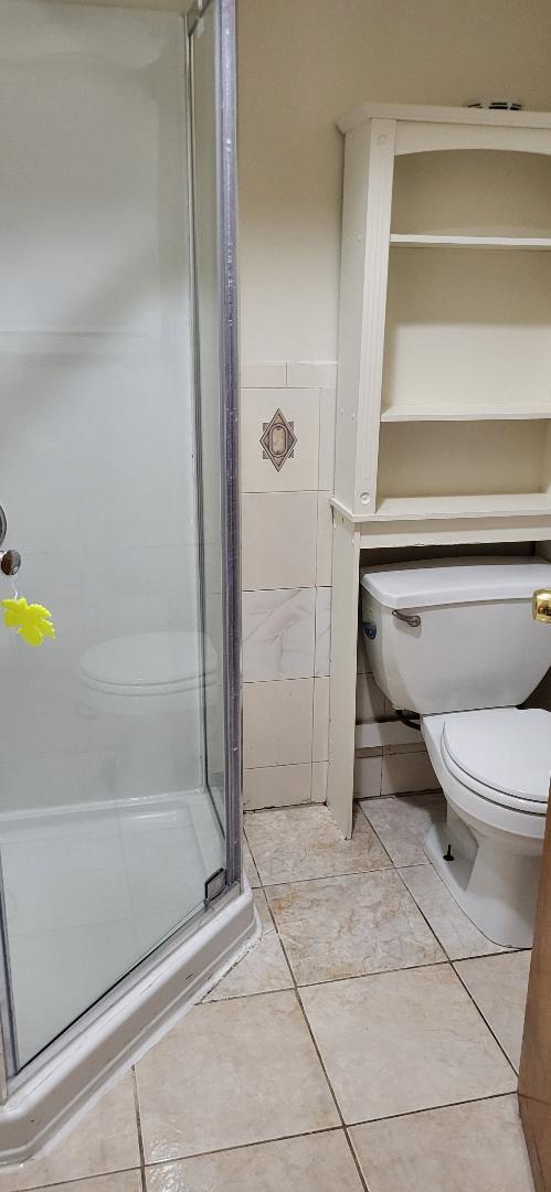 Building Photo - 82 Miller St