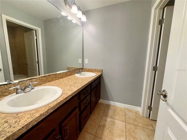 Building Photo - 499 Merry Brook Cir
