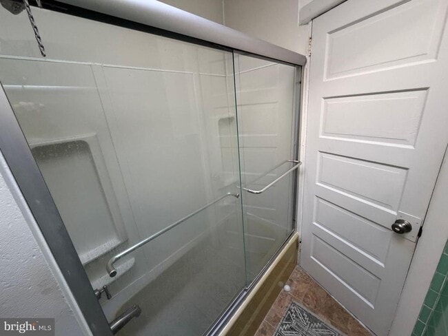 Building Photo - 1535 Willow St