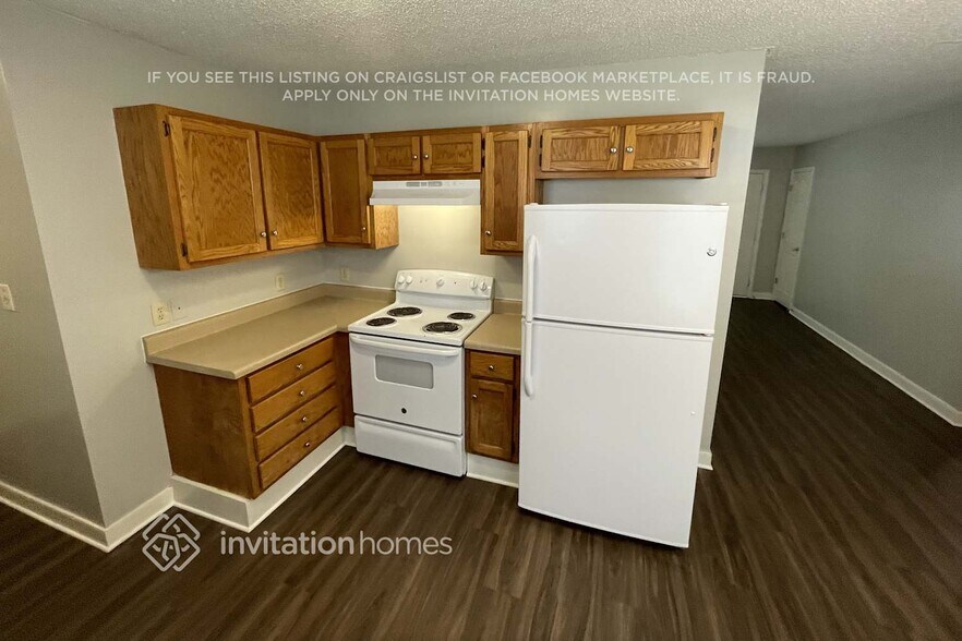 Building Photo - 1409 Ridgewood Dr