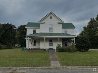 Building Photo - 302 Dahl St