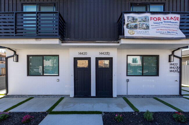 Building Photo - 14420 Tiara St
