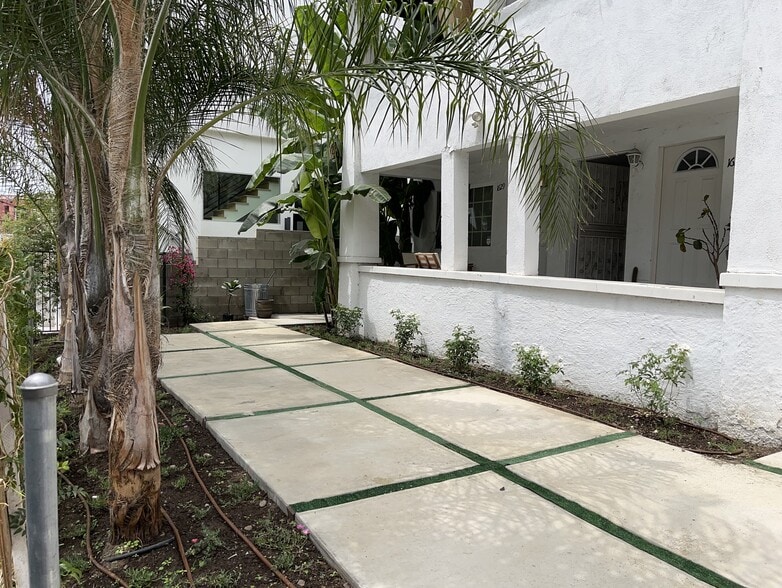 Front of the Building - 1631 Morton Ave