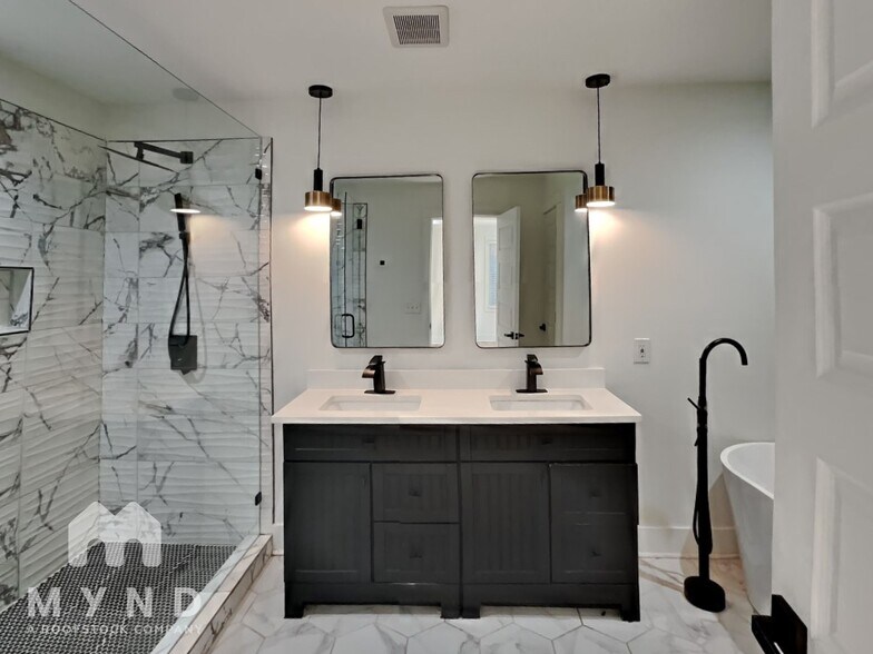 Building Photo - 1480 Ezra Church Dr NW