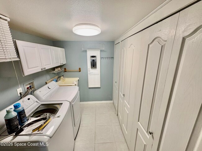 Building Photo - 8934 Puerto Del Rio Dr