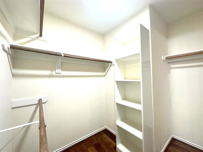 Building Photo - 254 Liriope Ct