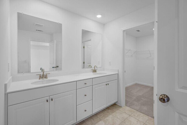 Building Photo - 3194 Eastham Run Dr