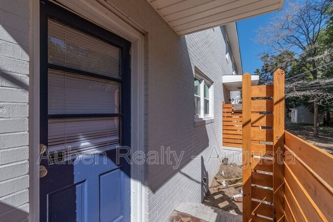 Building Photo - 1602 Johns Rd