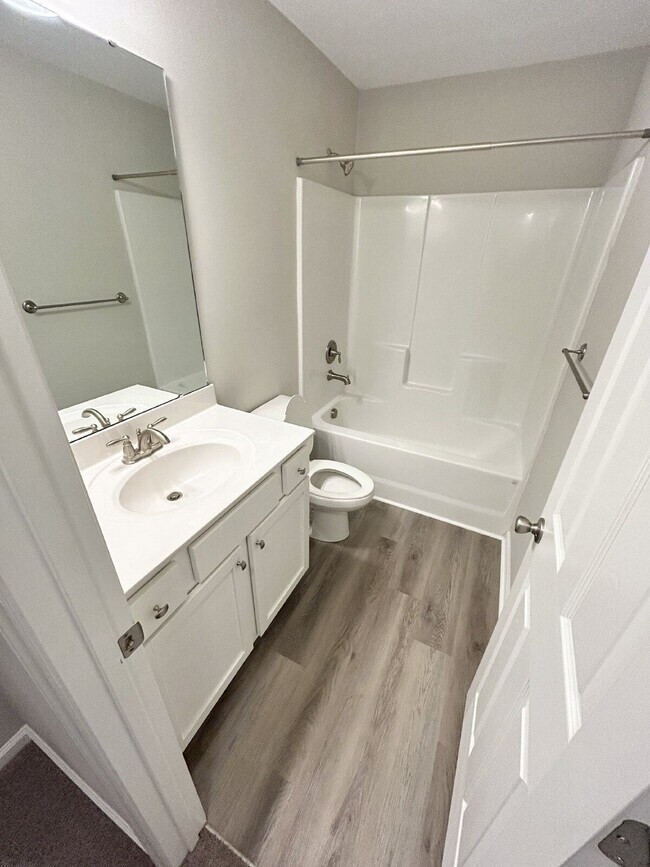 Building Photo - 4152 Brook Creek Ln