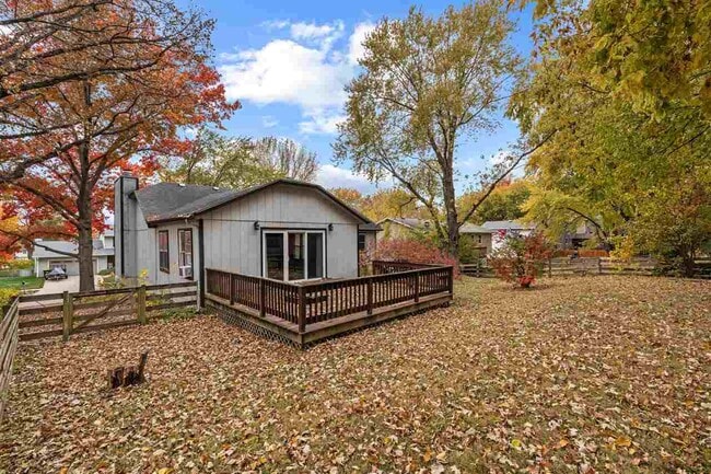 Building Photo - 16 Penfro Dr