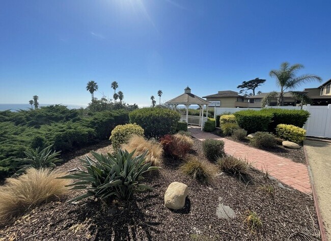 Building Photo - Hillside Ventura Home- Gorgeous Ocean View!!