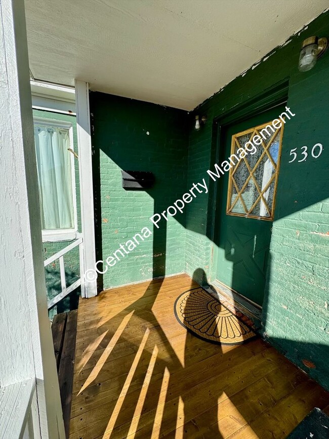 Building Photo - 2 bedroom 1 Bath House