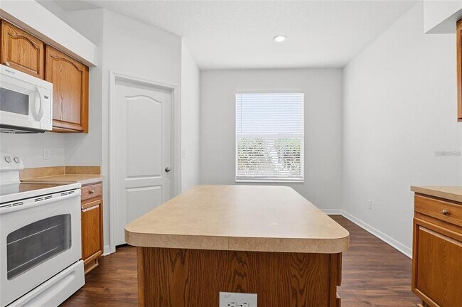 Building Photo - 19043 New Passage Blvd