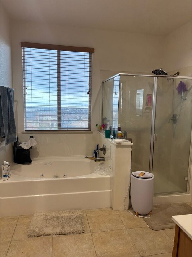 Building Photo - Pittsburg 4 bd, 2.5 ba charming home in excellent location!