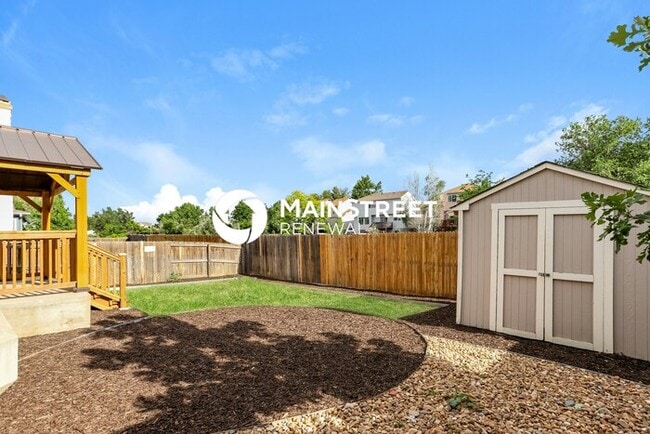 Building Photo - 3 Bedroom Pet-Friendly Home in DENVER, CO with Main Street Renewal