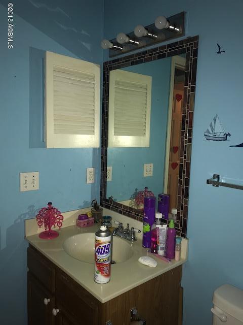 Building Photo - 29 Ardmore Ave