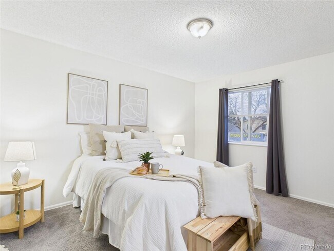 Building Photo - 4603 S Dudley St