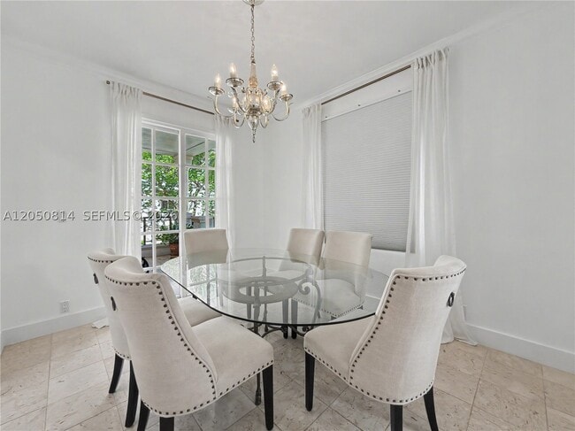 Building Photo - 2124 Fisher Island Dr
