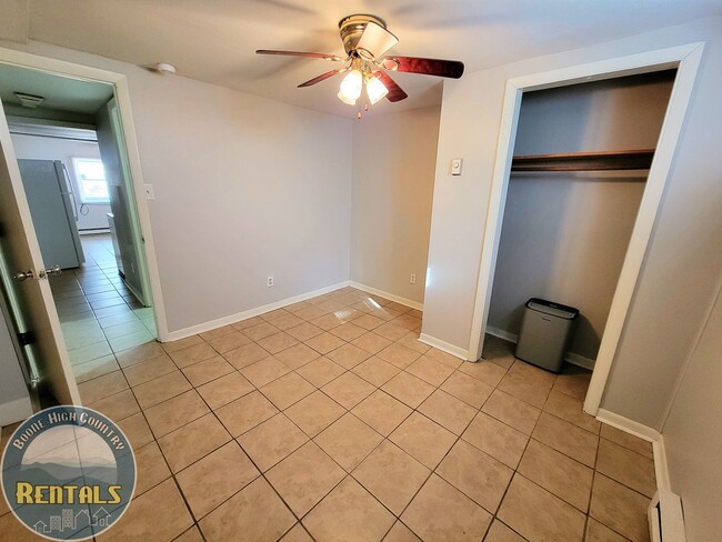 Building Photo - 1489 Brown's Chapel Rd