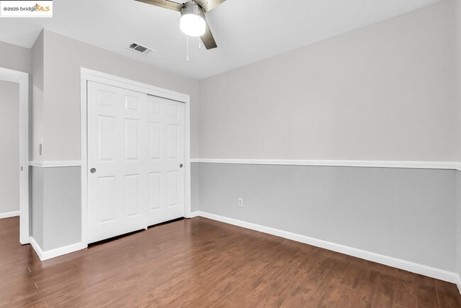 Building Photo - 9438 Tuscany Cir
