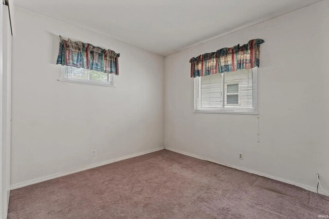 Building Photo - 609 S Middleboro Ave