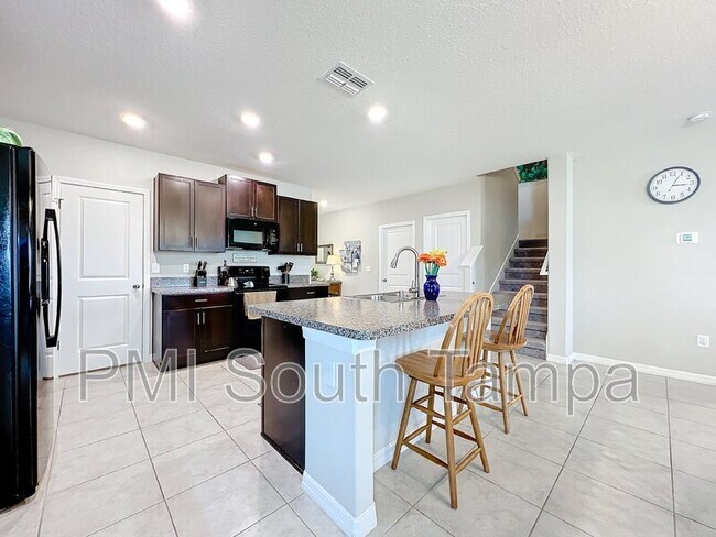 Building Photo - 11116 Sage Canyon Dr.