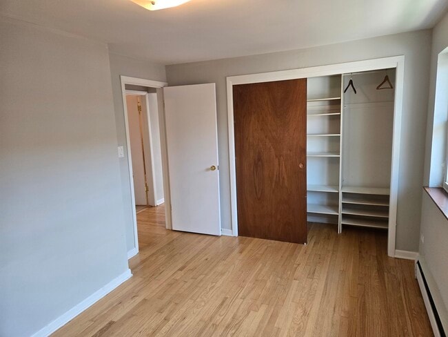 Building Photo - 4712 N Olcott Ave