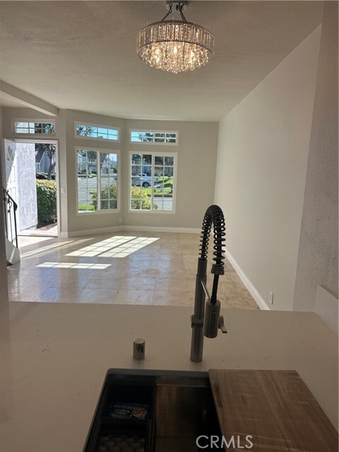 Building Photo - 28265 Paseo El Siena