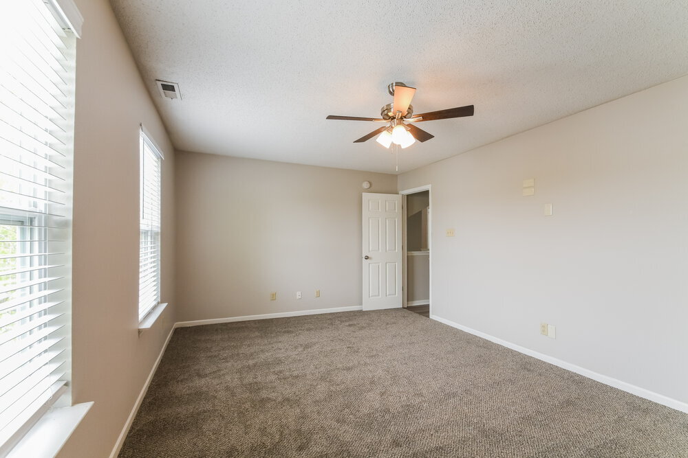 Building Photo - 2150 Summer Breeze Way