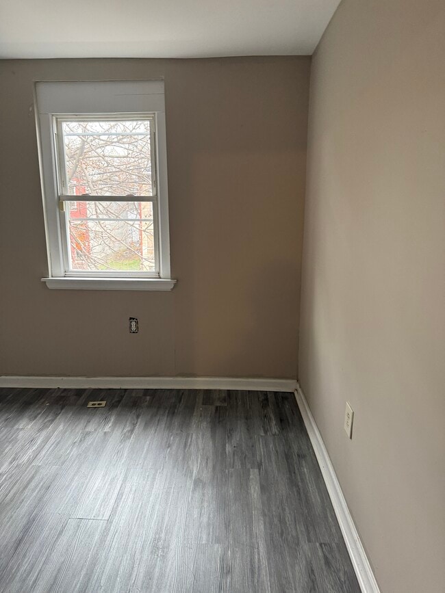 Building Photo - 2429 N Bouvier St