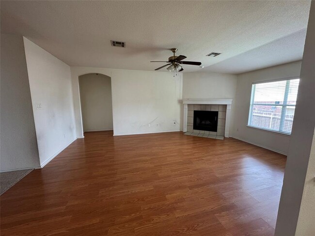 Building Photo - 215 San Felipe Dr