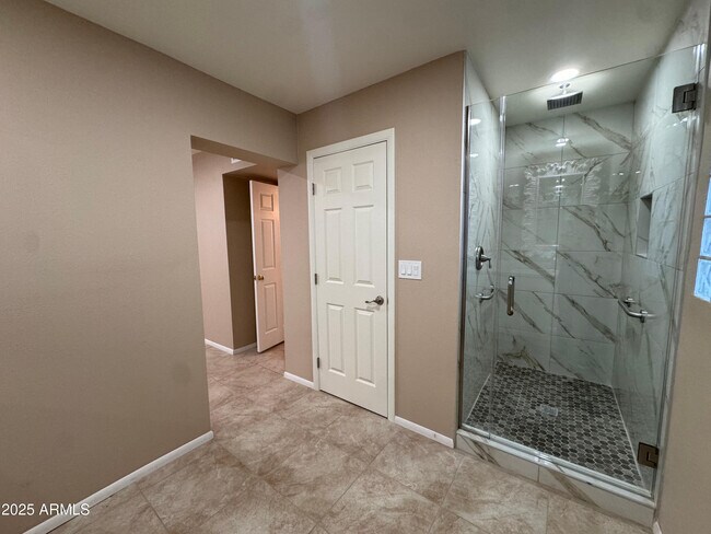 Building Photo - 12429 N Escobar Way