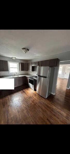 Kitchen - 3 Morris St