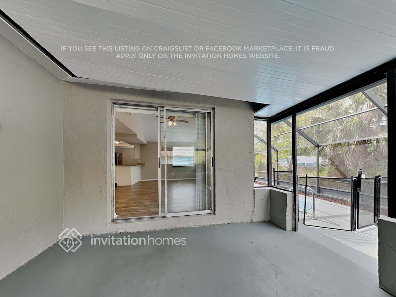 Building Photo - 16033 Villa Dr