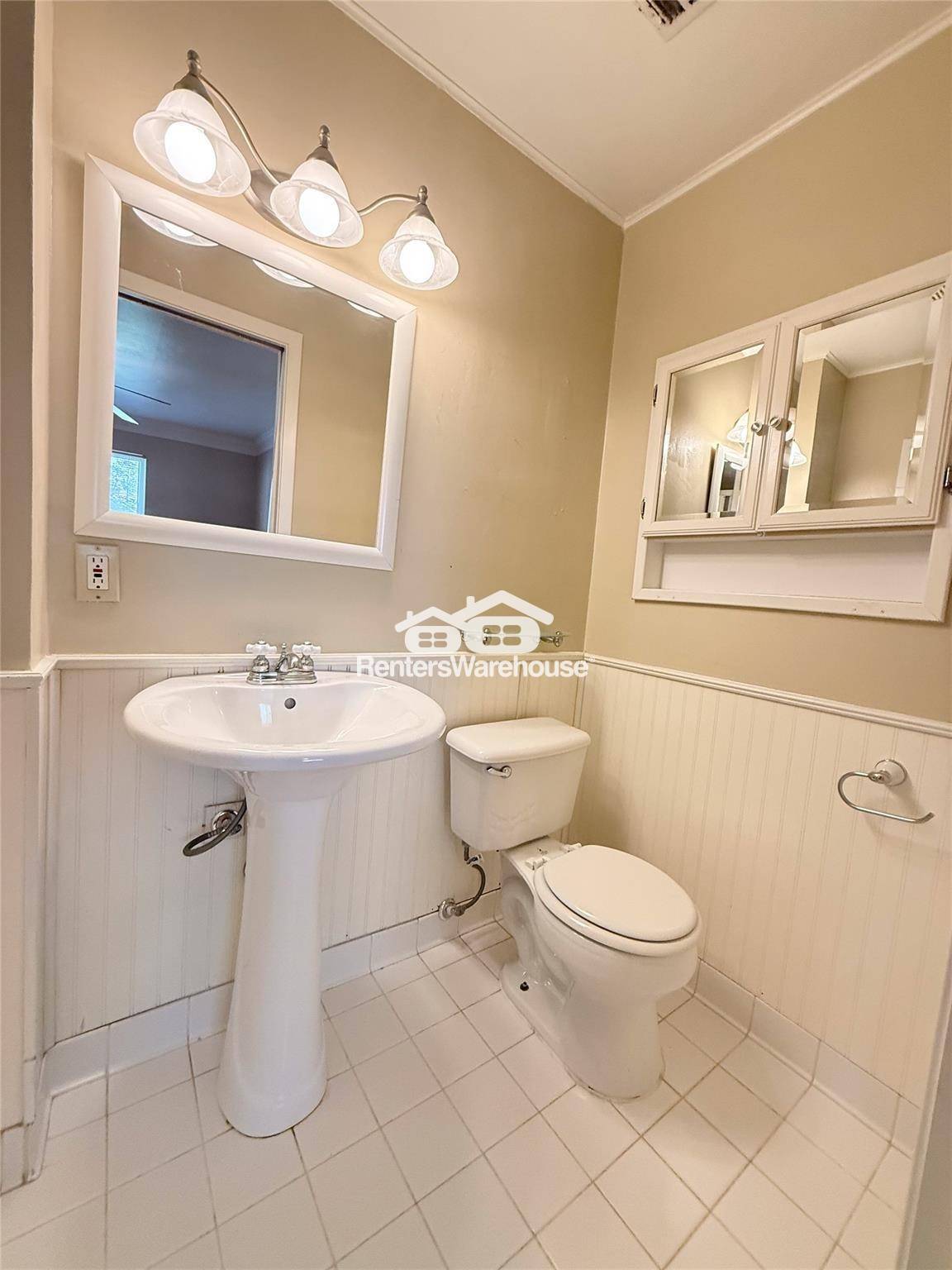 Building Photo - 9506 Carousel Ln