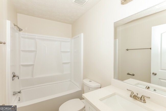 Building Photo - 7471 Garnet Dr