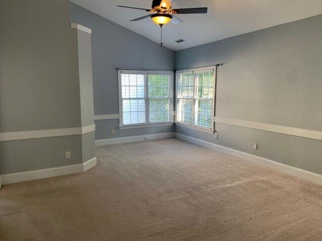 Building Photo - 119 Council Gap Ct