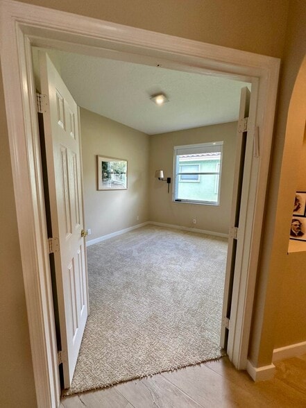 Building Photo - 5791 Island Reach Ln