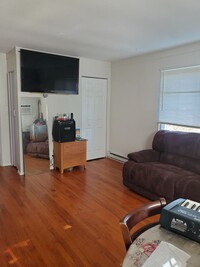 Building Photo - COMING SOON – Spacious 1-Bedroom Apartment...