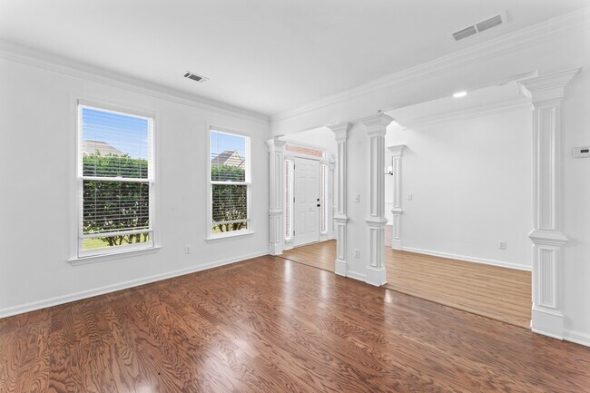 Building Photo - 4267 Azalea Walk