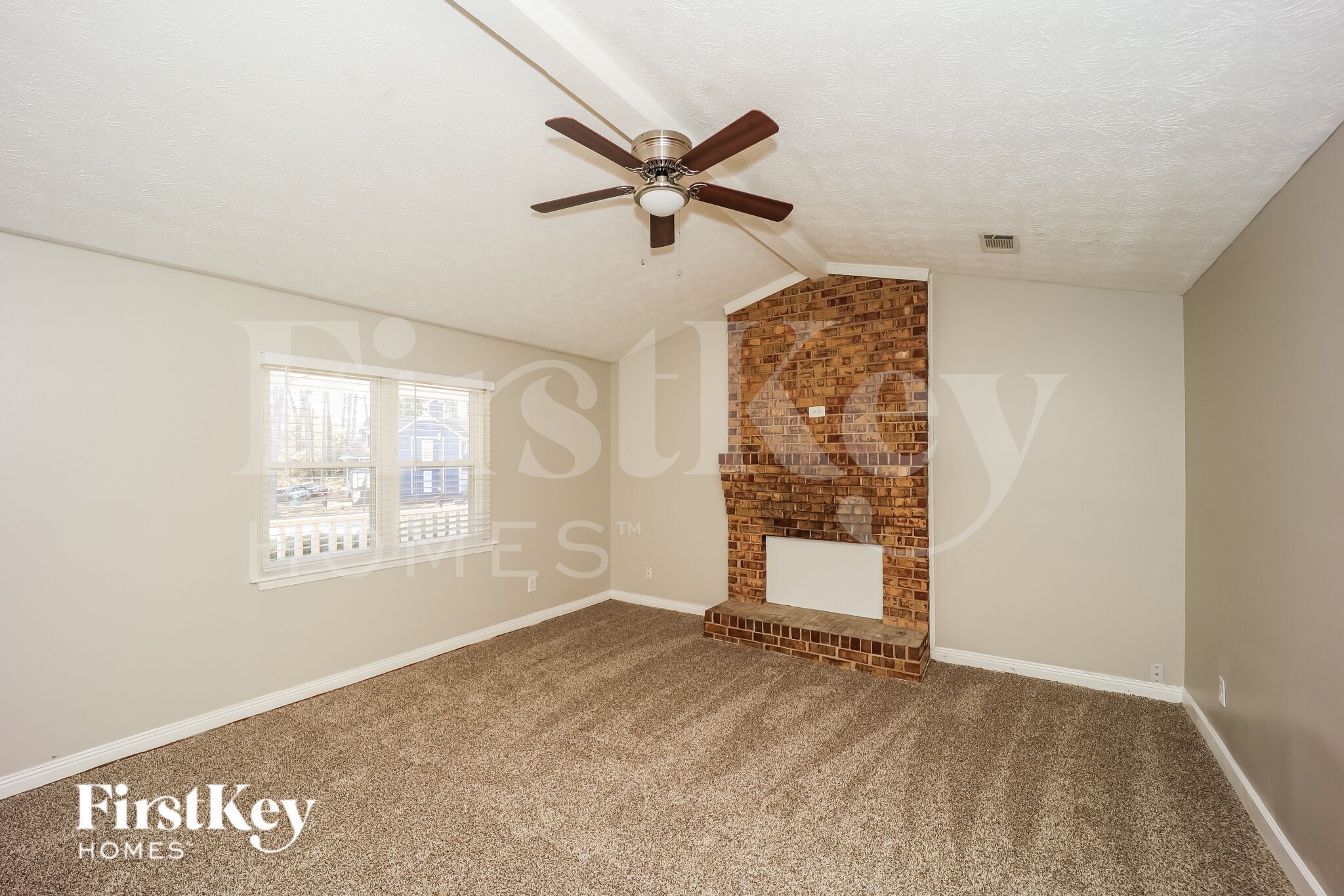 Building Photo - 5008 Springtree Ct